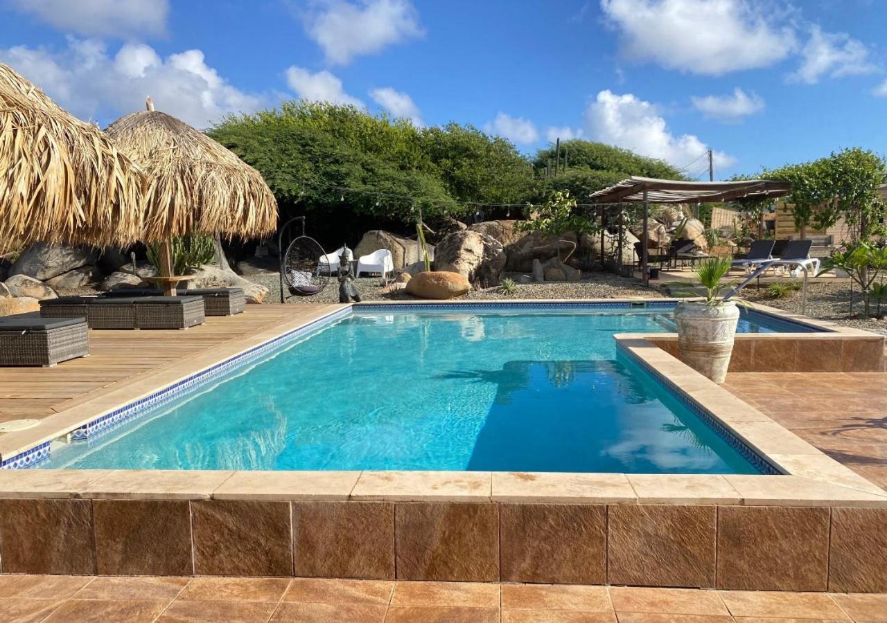 Pura Vida Aruba Appartement Palma Noord Exterior photo