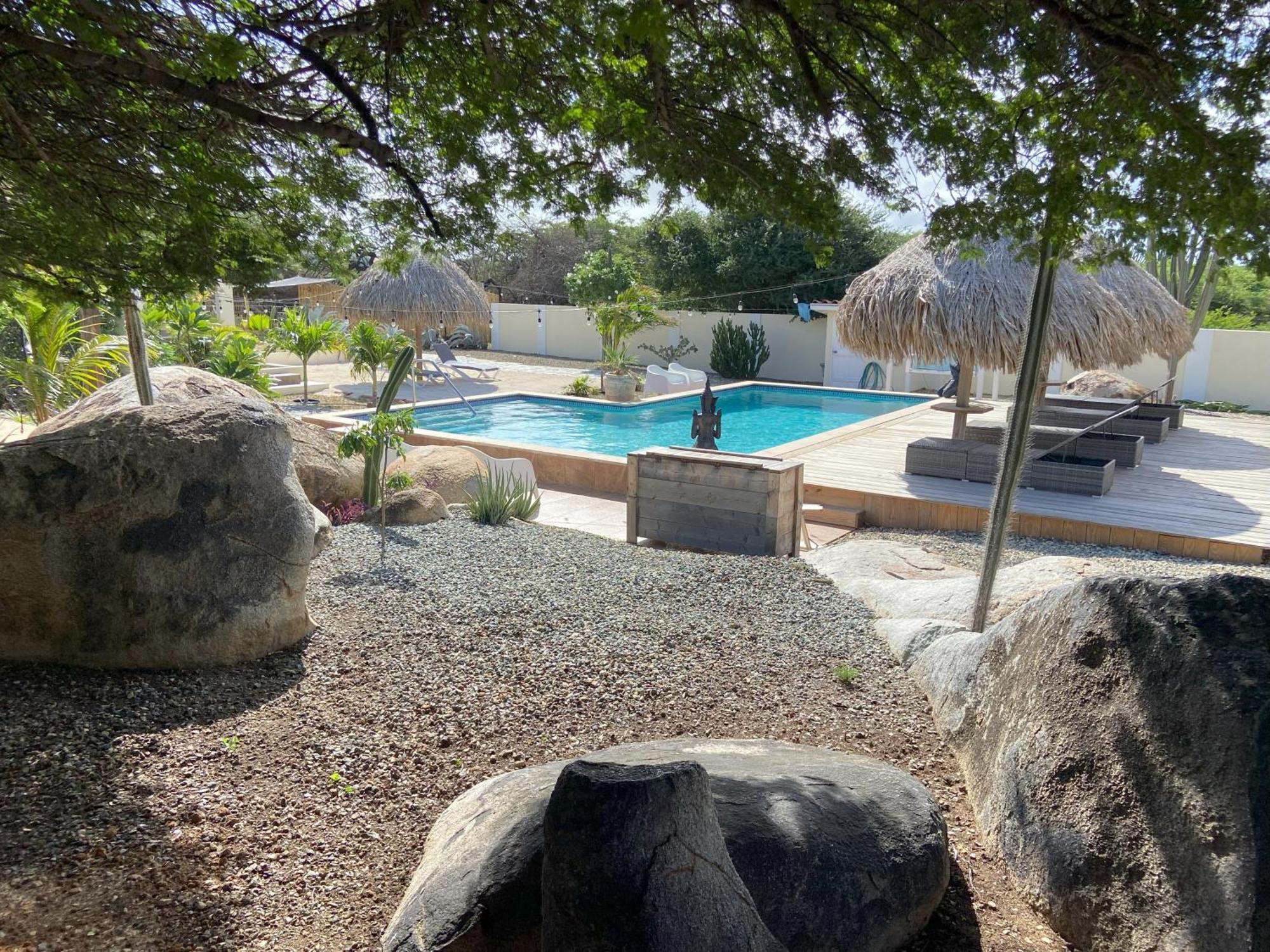 Pura Vida Aruba Appartement Palma Noord Exterior photo