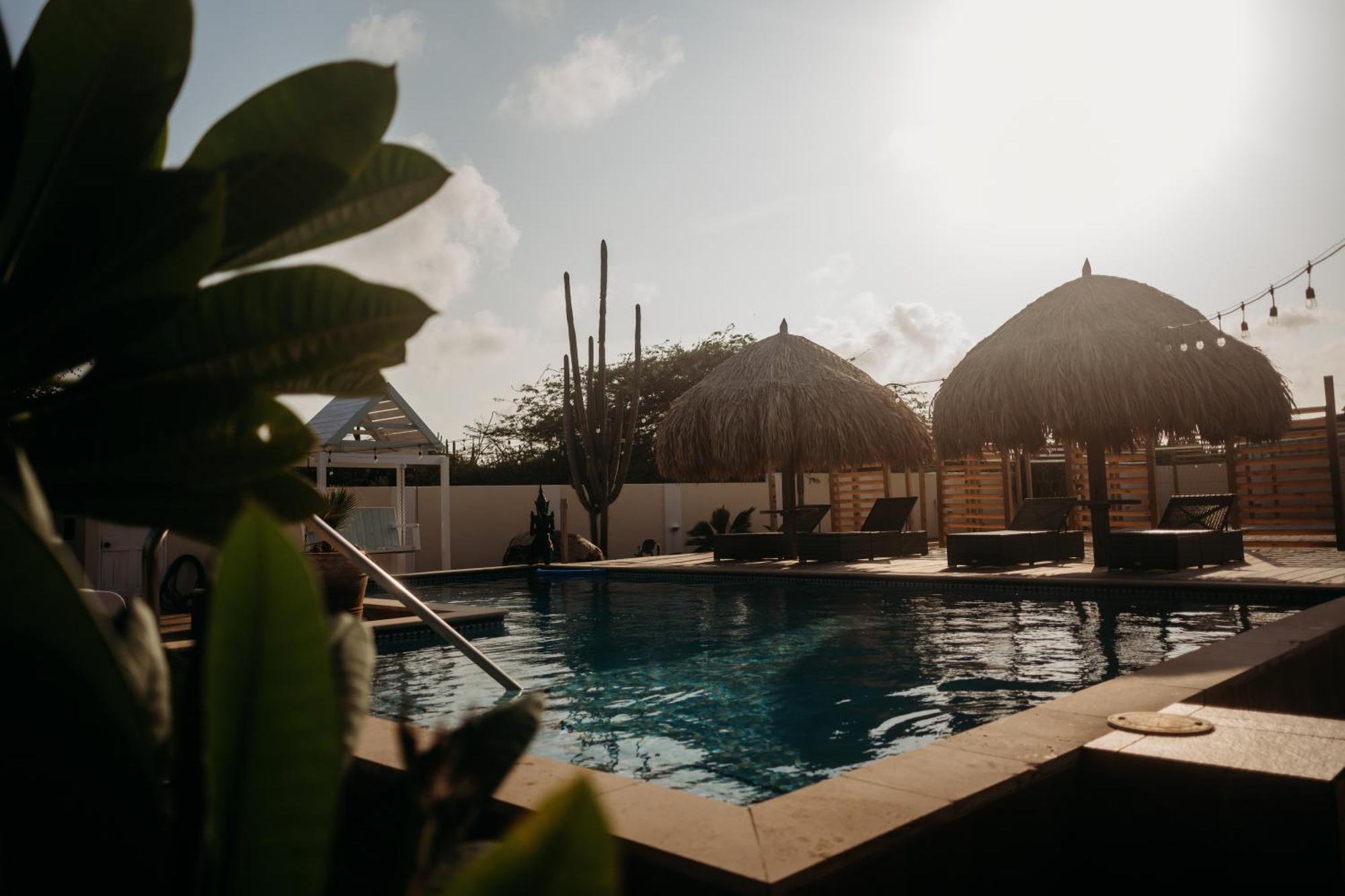 Pura Vida Aruba Appartement Palma Noord Exterior photo